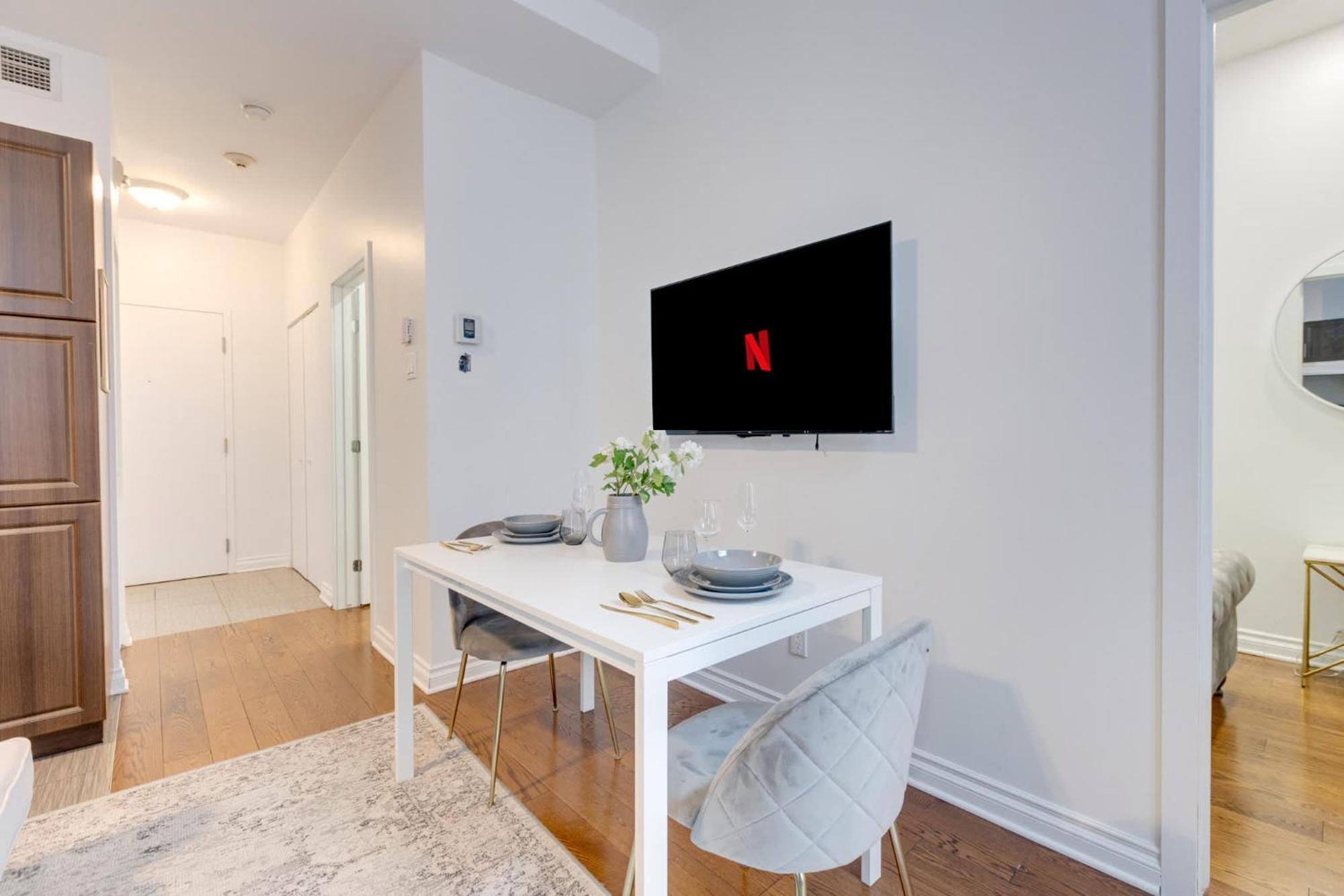 M11 - Stylish & Cozy 2Bdr In Plateau Montreal Appartement Buitenkant foto